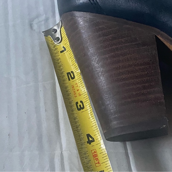 Coach black leather ankle bootie size 7.5 (SH11) - Picture 11 of 13